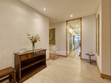 Amplio y Moderno Departamento, Excelente Conectividad