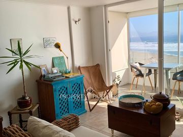 Departamento en condominio con excelente ubicación y linda vista, se arrienda SIN MUEBLES, gastos comunes incluídos