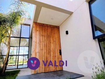 Casa en Venta en Lagos de Canning