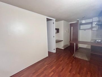 DEPARTAMENTO EN ARRIENDO METRO SANTA ANA