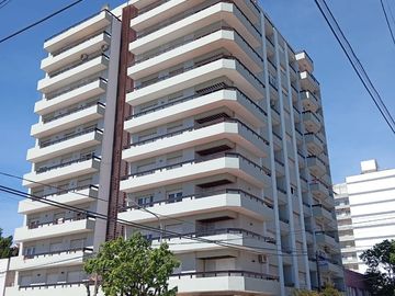 DEPTO 3 AMBIENTES EN VENTA, AMOBLADO, VISTA AL MAR