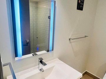 Departamento amueblado en Renta! Torre Dana en Árboleda SPGG
