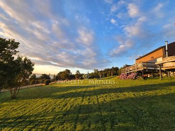 Espectacular casa con tiny house independiente y vistas al mar · Pichiquillaipe, Carretera Austral, Puerto Montt