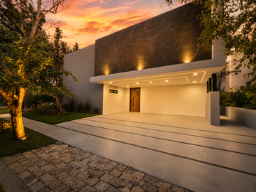 Casa Nueva en el Country por $11.8 MDP | Lujo, Precio y Ubicación