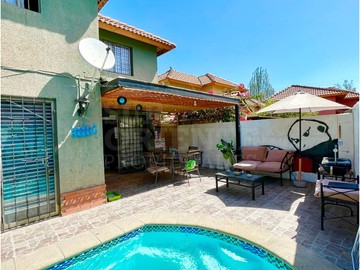 VENTA EN AV EL PERAL Y LAS PERDICES