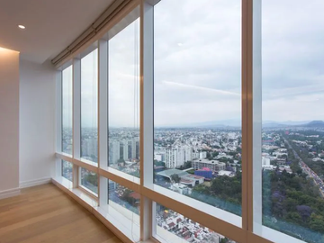 Departamento de Lujo en Mitikah | Piso 31 con Vista Panorámica