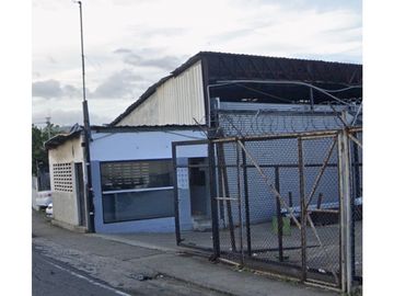 SE VENDE GALERA COMERCIAL EN RIO ABAJO CALLE 22 5,000M2 PLANTA BAJA