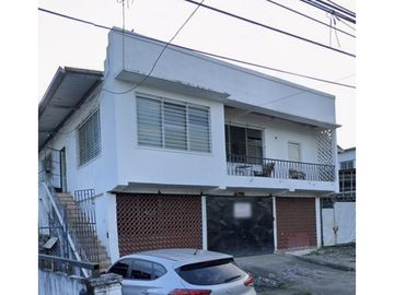 SE VENDE OFIBODEGA RIO ABAJO CALLE 22 1,123M2 2 NIVELES COMERCIAL