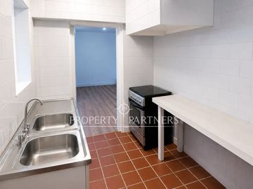 Casa comercial con patios interiores en Providencia