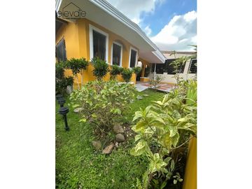 CASA EN BETANIA A LA VENTA