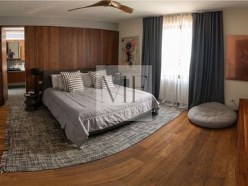 RESIDENCIA EN VENTA CAMPO LAGO