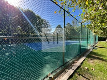 RESIDENCIA EN VENTA CAMPO LAGO