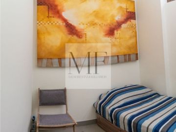 RESIDENCIA EN VENTA CAMPO LAGO
