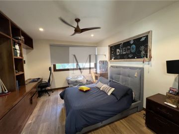 RESIDENCIA EN VENTA CAMPO LAGO
