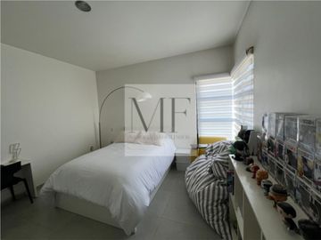 RESIDENCIA  EN VENTA PUERTA DEL BOSQUE