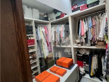 RESIDENCIA  EN VENTA PUERTA DEL BOSQUE