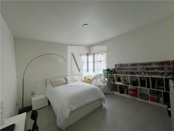 RESIDENCIA  EN VENTA PUERTA DEL BOSQUE