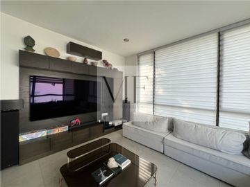 RESIDENCIA  EN VENTA PUERTA DEL BOSQUE