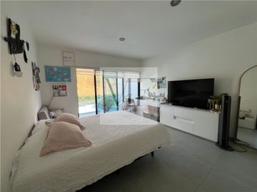 RESIDENCIA  EN VENTA PUERTA DEL BOSQUE