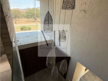 RESIDENCIA EN VENTA TRES RIOS