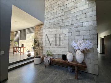RESIDENCIA EN VENTA TRES RIOS