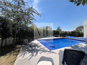 RESIDENCIA EN VENTA TRES RIOS