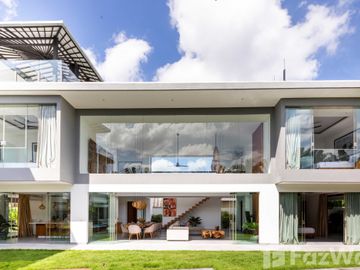 5 Bedroom Villa for sale in Canggu, Bali