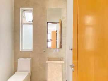 HERMOSA RESIDENCIA EN VENTA PUERTA DE HIERRO