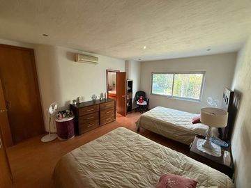 CASA EN VENTA EN CHAPALITA