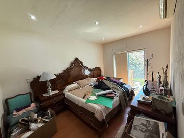 CASA EN VENTA EN CHAPALITA