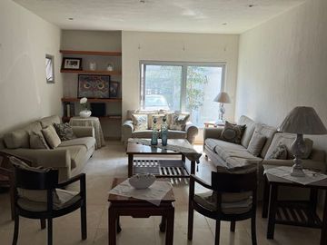 CASA EN VENTA EN CHAPALITA