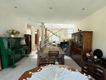 CASA EN VENTA EN CHAPALITA