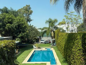 CASA EN VENTA EN CHAPALITA