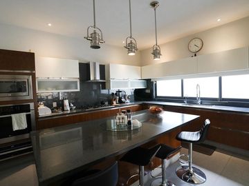 CASA EN VENTA RESERVA REAL