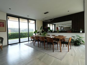 RESIDENCIA VENTA PUERTA LAS LOMAS