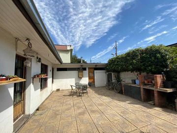 Casa en venta  en ÑUÑOA