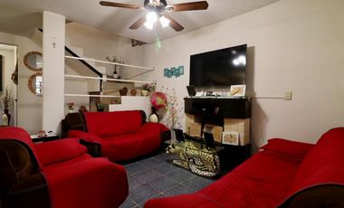 CASA EN VENTA EN MORELIA, UBICADA EN COL. ARRIAGA RIVERA.