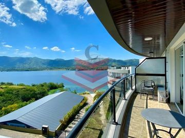 CASA EN VENTA EN SIQUIMAN  2 DORMITORIOS VISTA AL LAGO Y AMENITIES PREMIUM EN VENETO VILLAGE