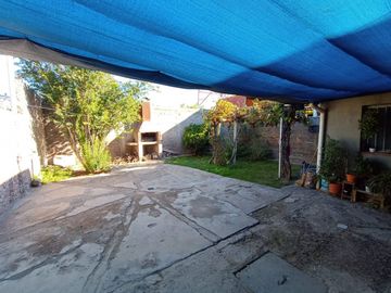 CASA EN VENTA – BARRIO COVIRPOL, LAS HERAS