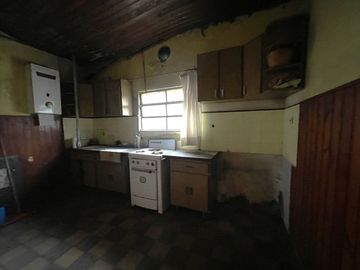 CASA EN VENTA EN MECHITA A REFACCIONAR