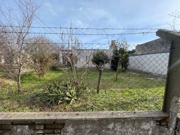 CASA EN VENTA EN MECHITA A REFACCIONAR
