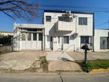 REMAX ALQUILA/DEPTO/ 1 DORMI/INGRESO INDEPENDIENTE