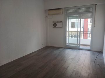 ALQUILER RECOLETA DEPTO 3 AMB BALCON AL FRENTE