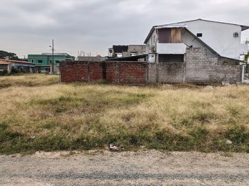 Terreno en Urb. La Delicia, Via a Salitre  GabH