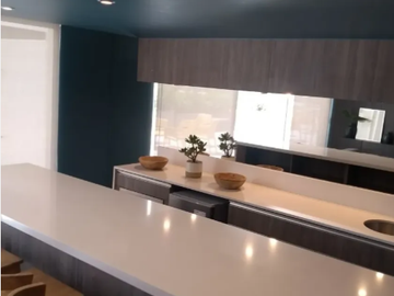 SE VENDE COMODO  ESTUDIO A PASOS DEL METRO SANTA ANA