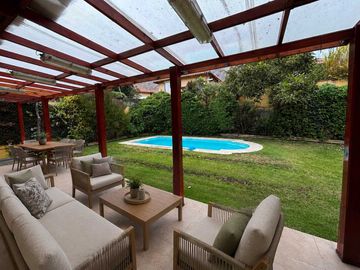 Casa en venta  en HUECHURABA