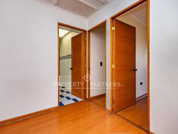 Venta Gran Casa en avenida Santa Amalia.