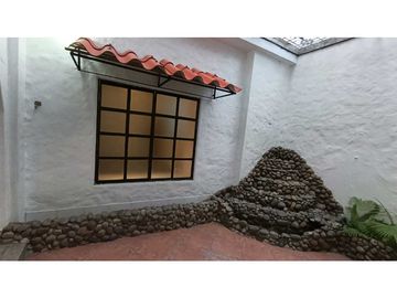 BARRIO DEL CENTENARIO DEPARTAMENTO ESTILO COLONIAL EN VENTA