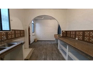 BARRIO DEL CENTENARIO DEPARTAMENTO ESTILO COLONIAL EN VENTA