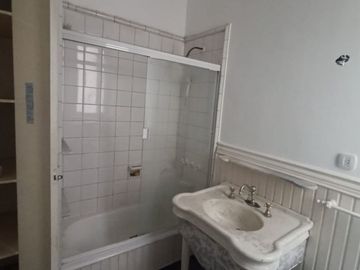 VENTA 2 AMBIENTES MICROCENTRO